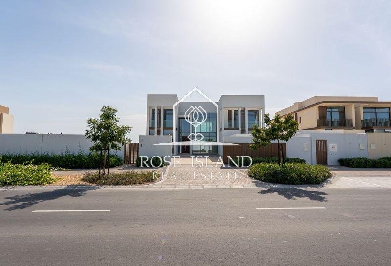 Villa in Abu Dhabi