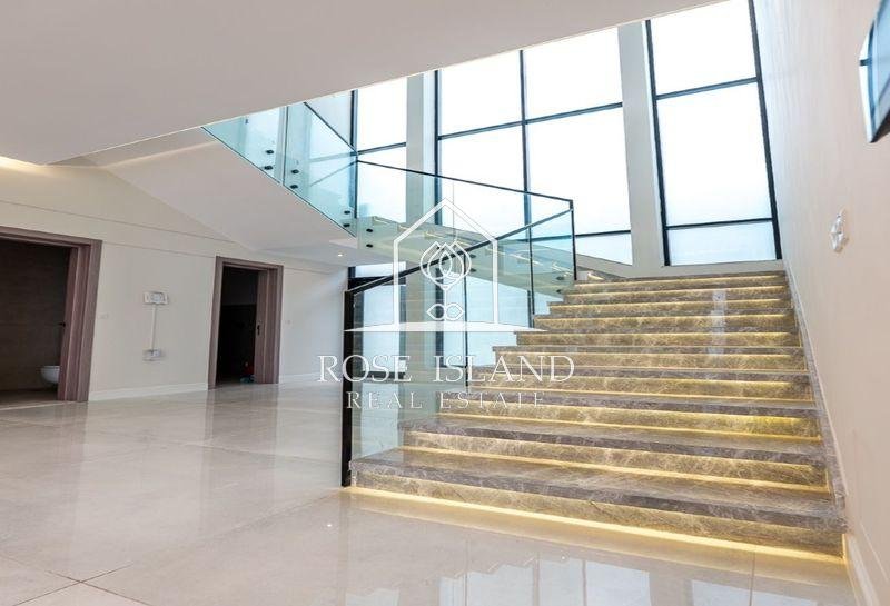 Villa in Abu Dhabi