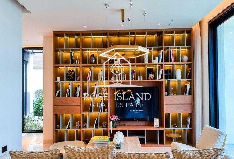 Villa in Abu Dhabi