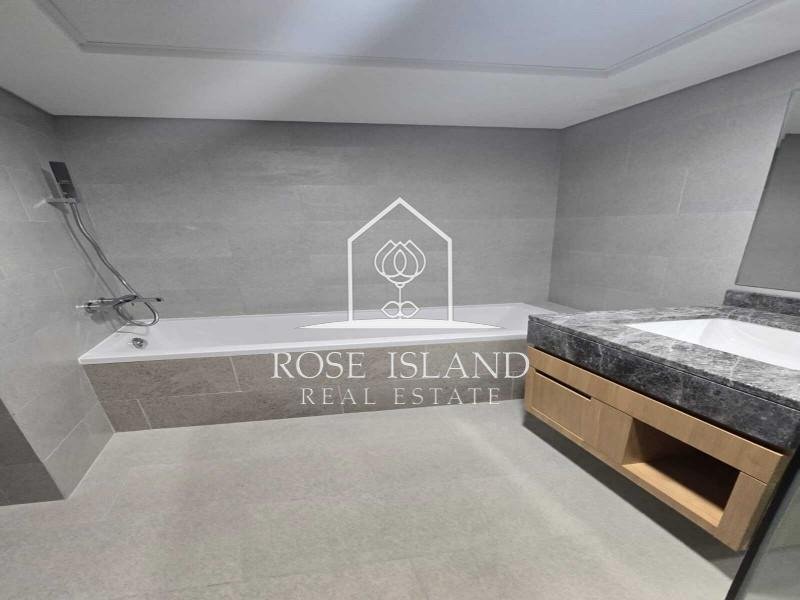 Apartment in Abu Dhabi