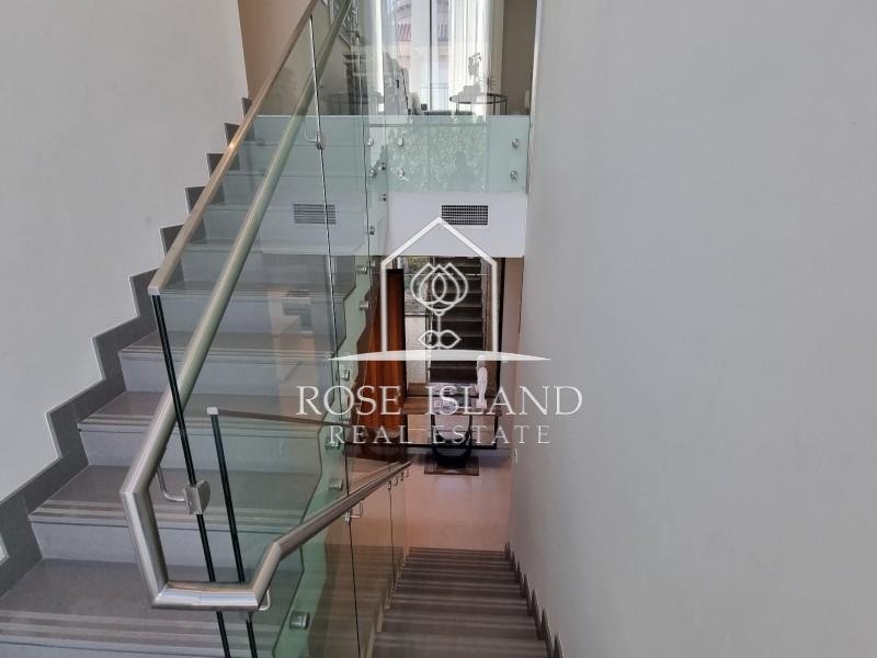 Villa in Abu Dhabi