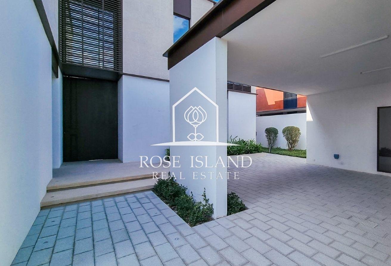 Villa in Abu Dhabi