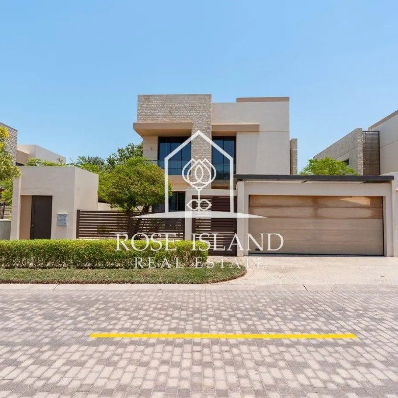 Villa in Abu Dhabi