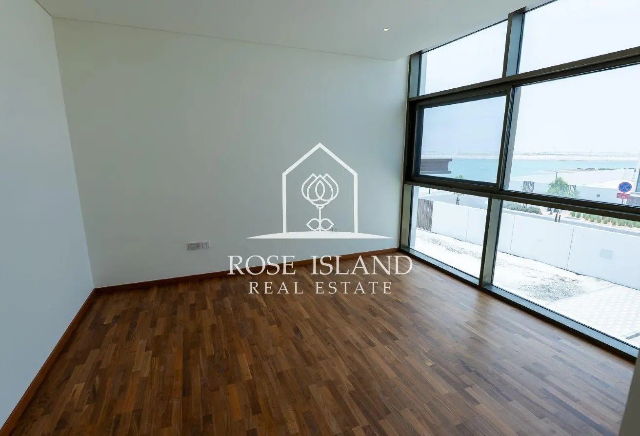10 Villa in Abu Dhabi