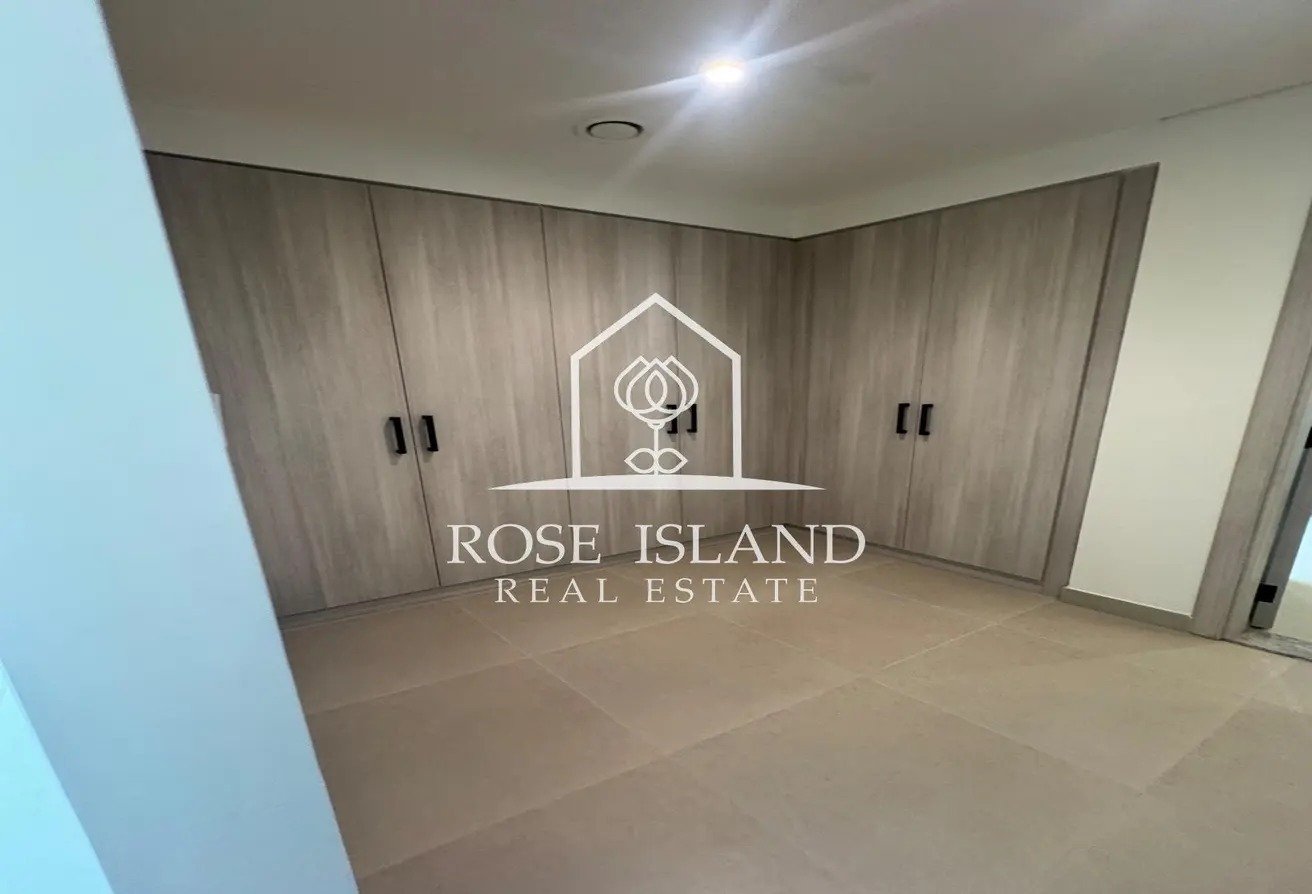 12 Villa in Abu Dhabi