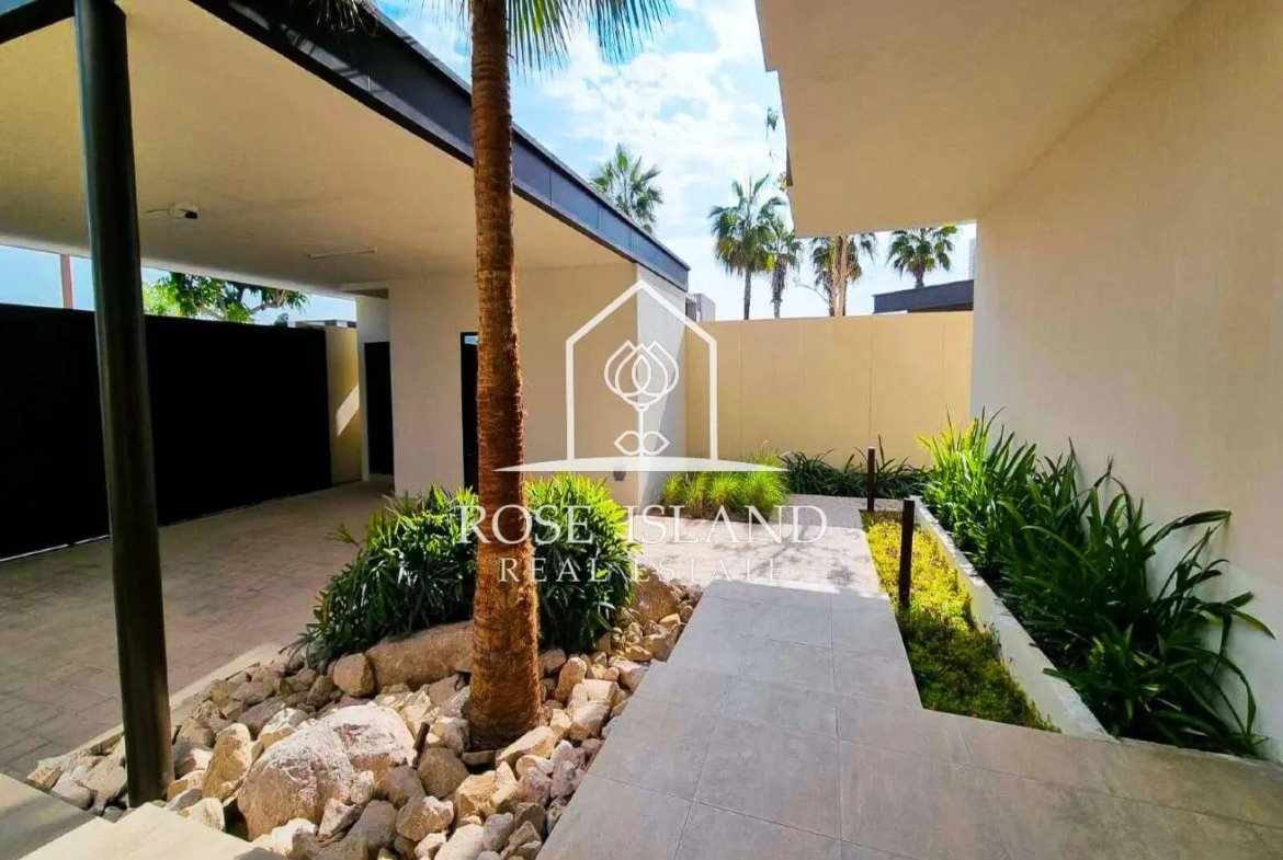 Villa in Abu Dhabi