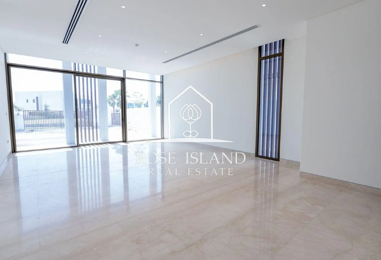8 Villa in Abu Dhabi